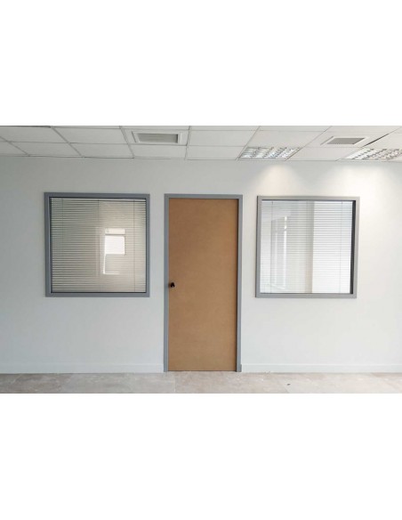 ΠΟΡΤΑ ΑΒΑΦΗ MDF ΜΕ ΚΑΣΩΜΑ ΑΛΟΥΜΙΝΙΟΥ ΠΑΧΟΥΣ 75MM ΛΕΥΚΟ