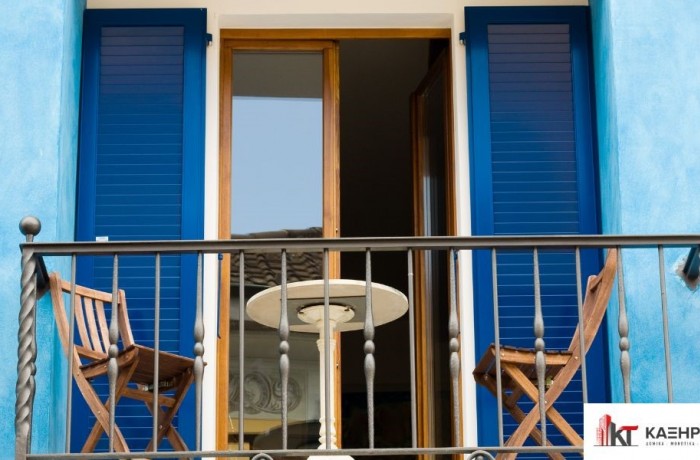 Με τι χρώμα να βάψω τα κάγκελα του σπιτιού μου
